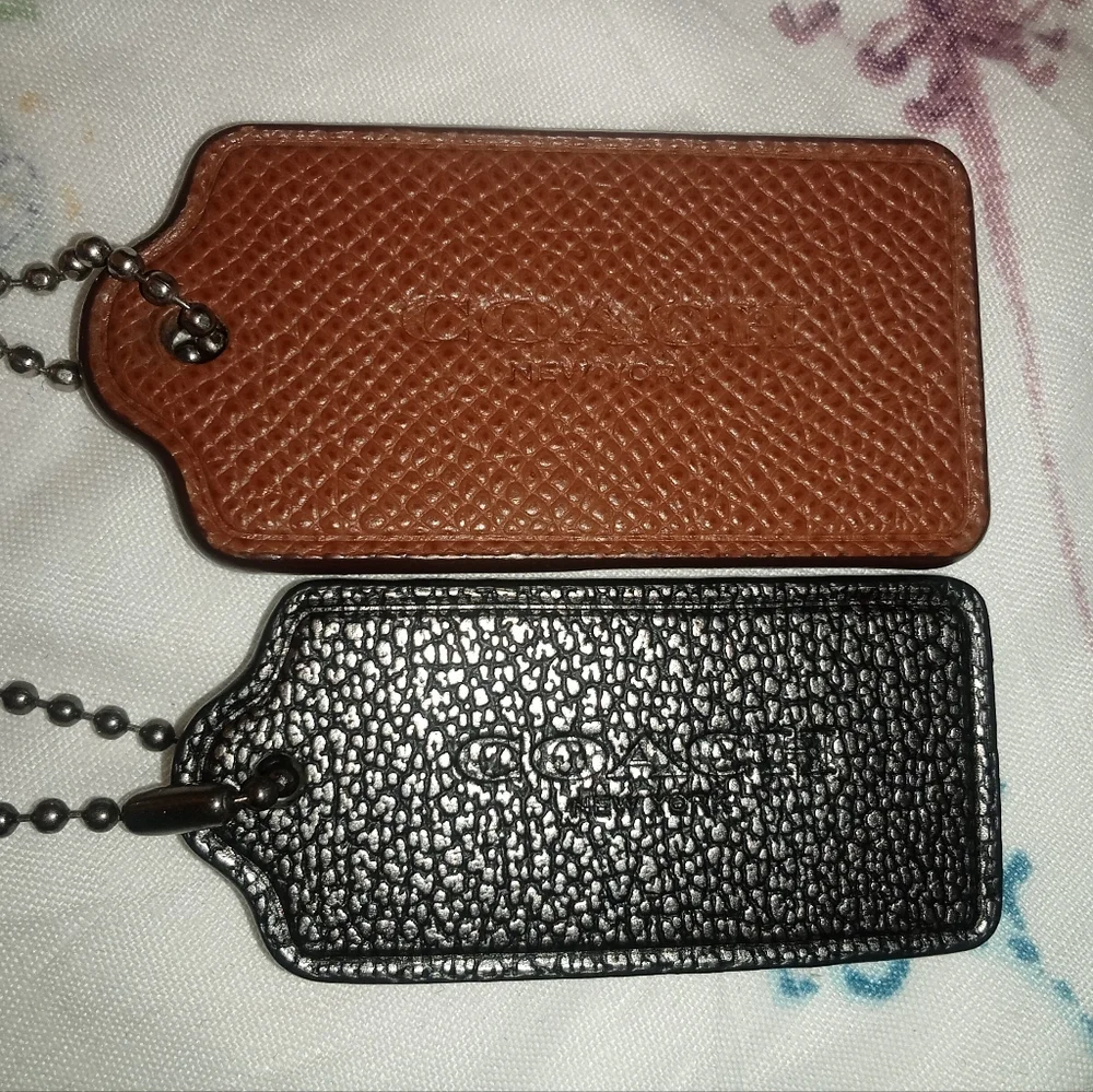 Coach brown hang tag